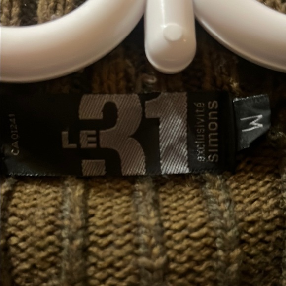 Men’s Brown knitted Zip-Up Sweatshirt - Picture 2 of 5